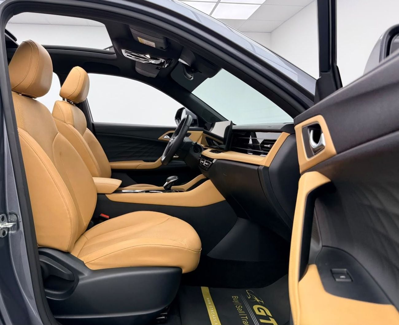 MG HS 2025 MG HS Deluxe, 2031 MG Warranty, Full MG Service History, Low Km, Fully Loaded, GCC