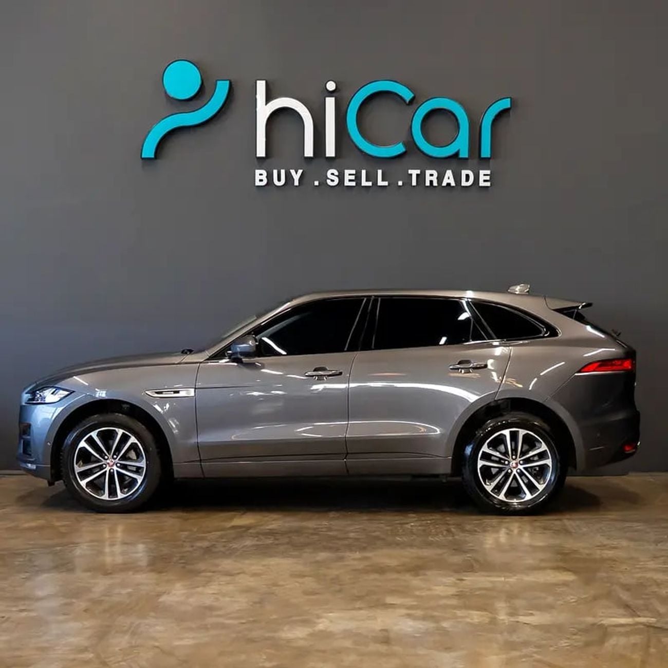 Jaguar F-PACE R-SPORT 1,436 p.m • 0% Downpayment • R-Sport • 1 Year Warranty