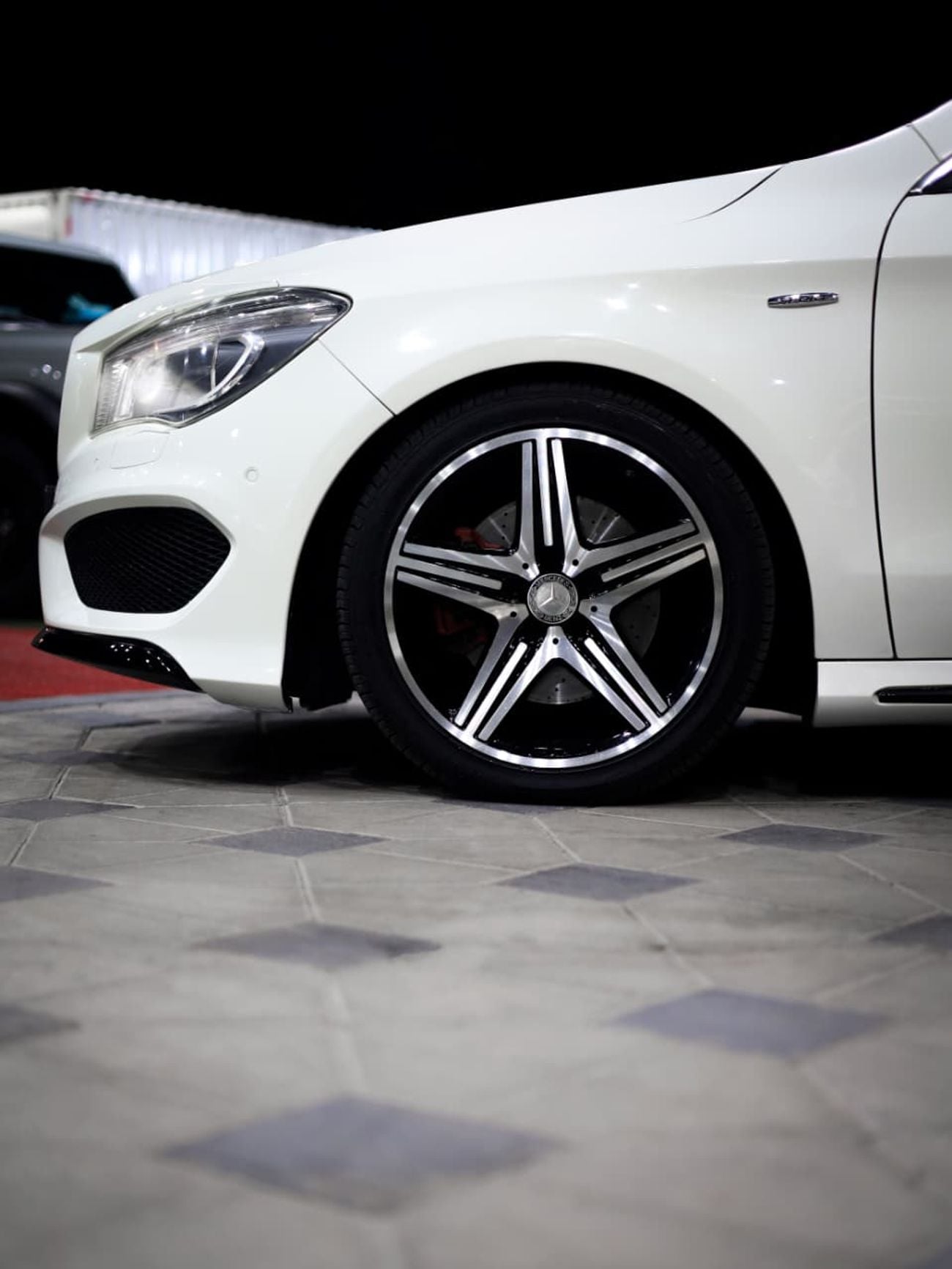 Mercedes Benz CLA250 STANDARD