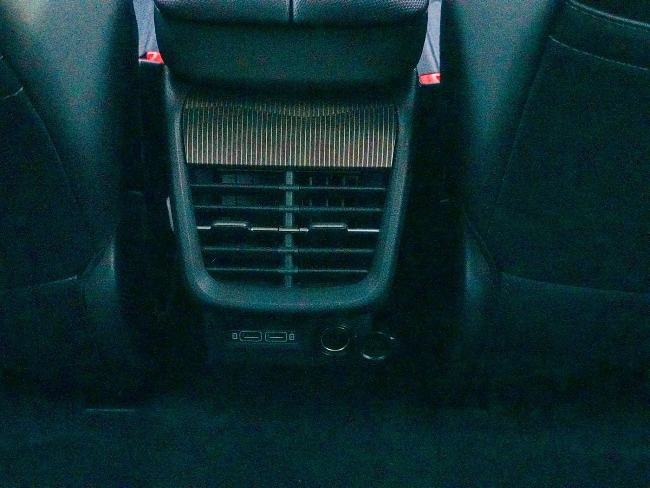 HONGQI E-QM5 T3 EDITION 2024 Sedan Brand New 0Km