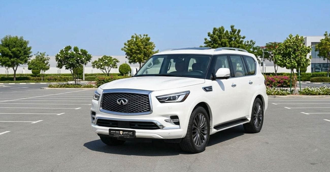 Infiniti QX80 LUXE SENSORY PROACTIVE BLACK EDITION