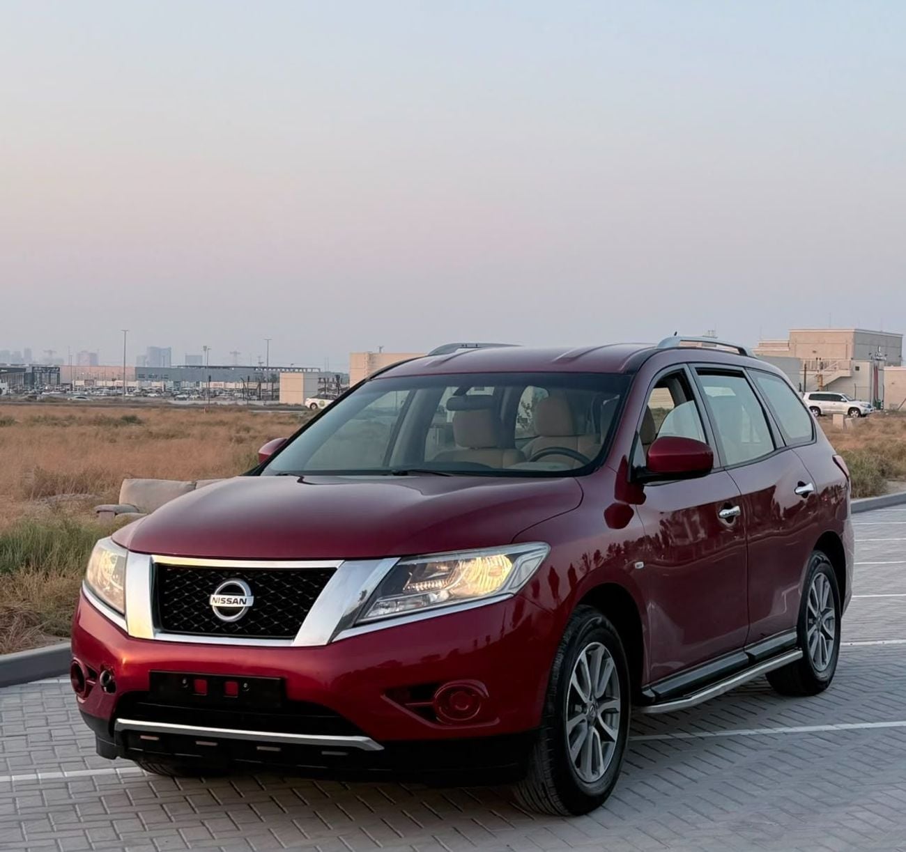 Nissan Pathfinder 000
