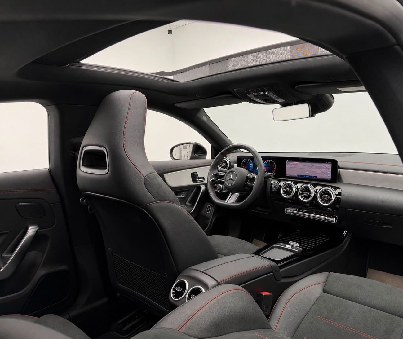 Mercedes Benz CLA 200 AMG