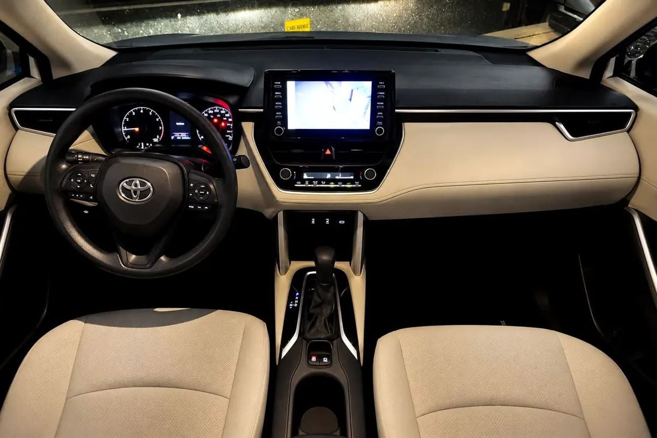 تويوتا كورولا كروس LE 680 PM | 3 MONTHS WARRANTY | LE | FUEL EFFICIENT