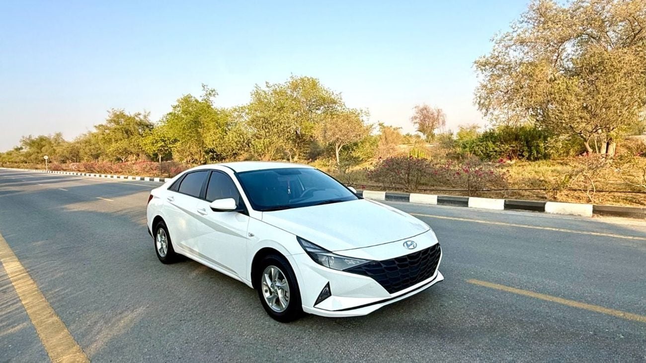 Hyundai Elantra SMART