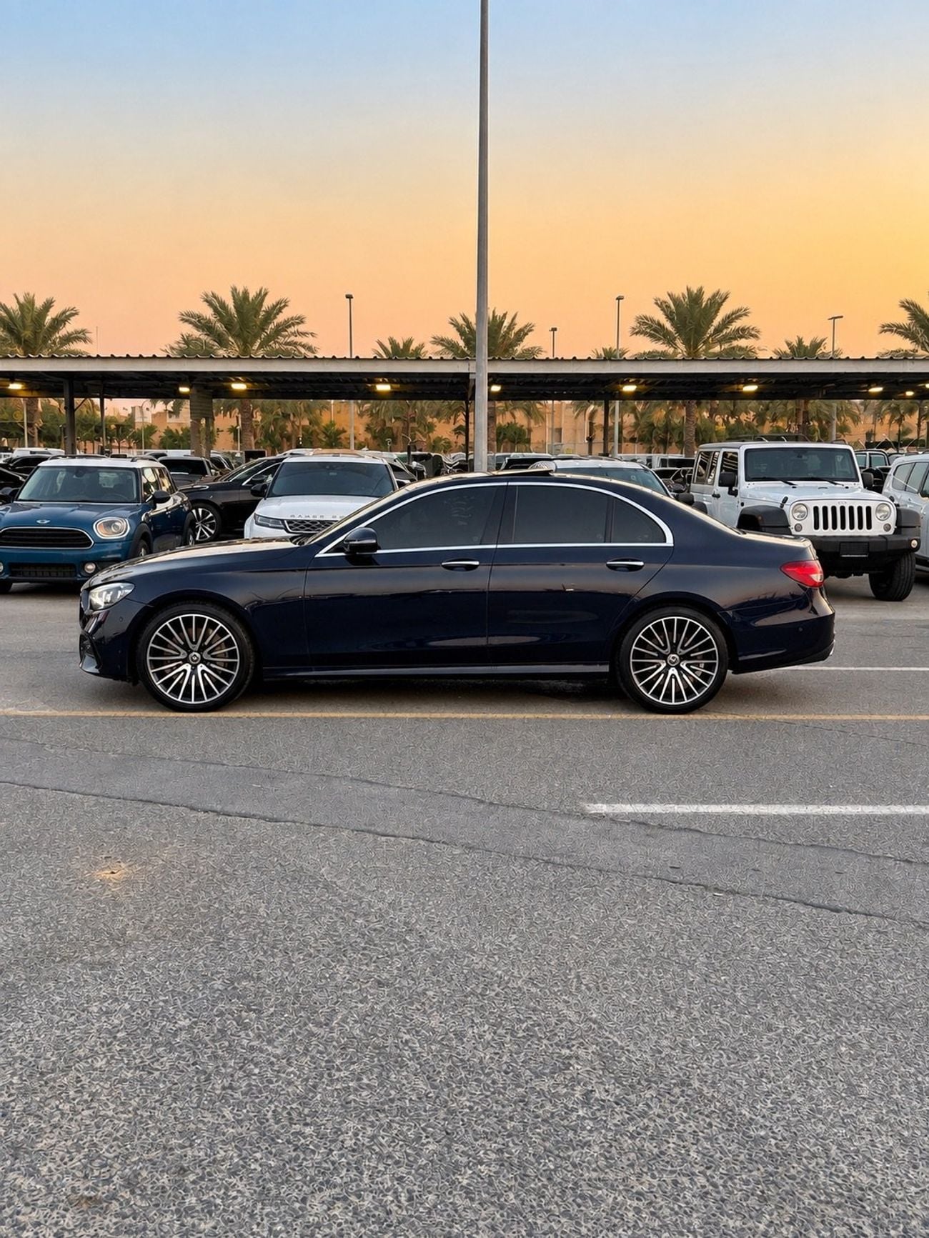 Mercedes Benz E350 4MATIC Mercedes-Benz E350 AMG | 2021
