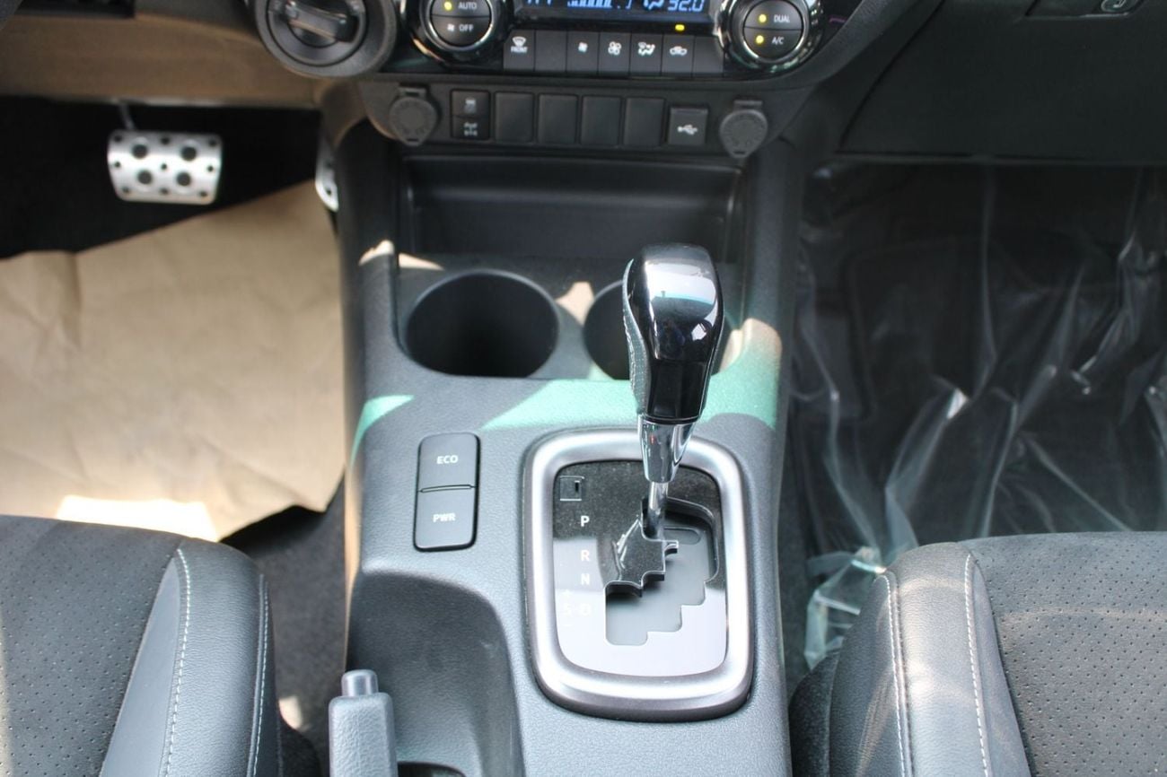 Toyota Hilux GR SPORT