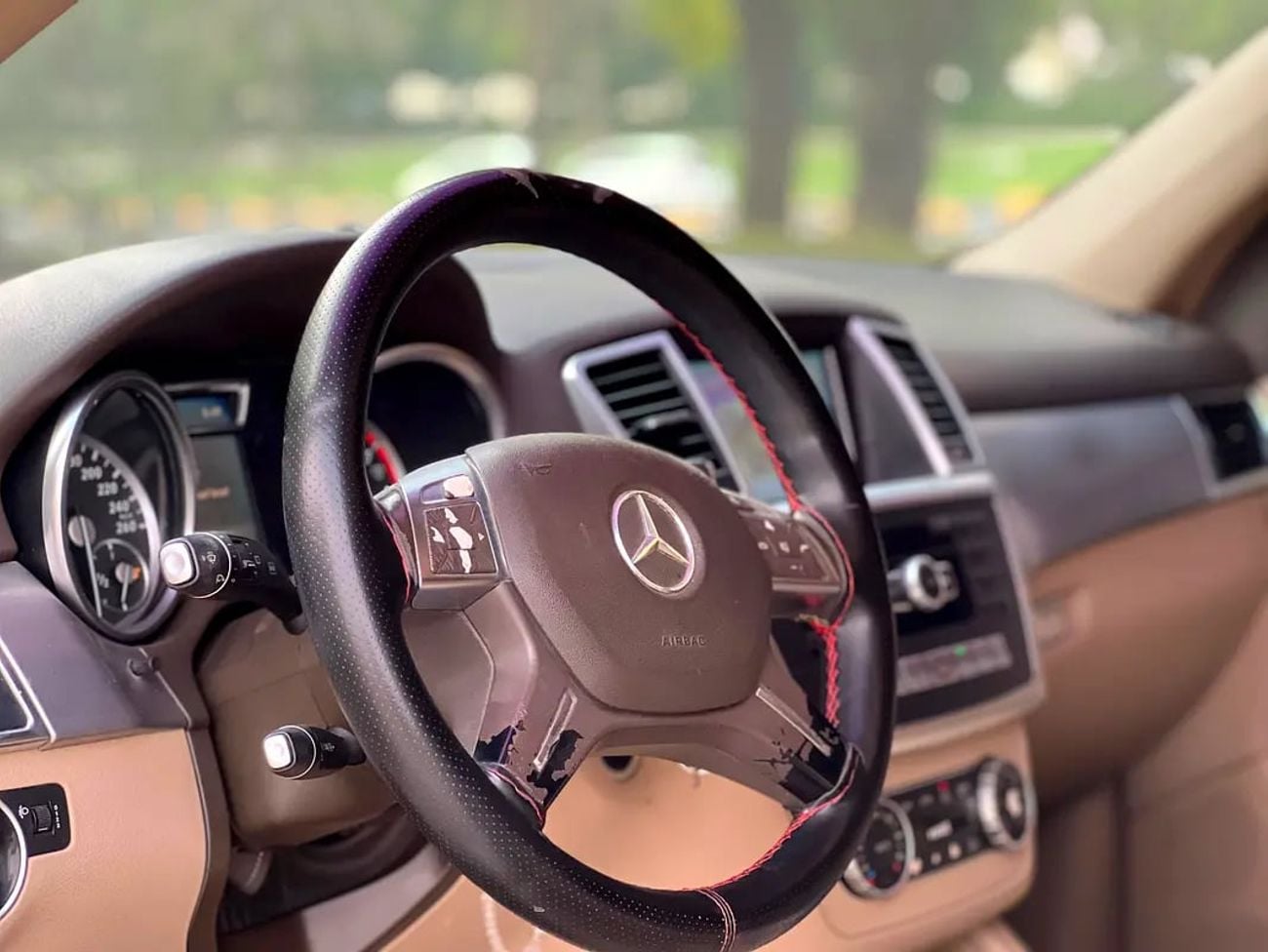 Mercedes Benz ML400 ML 400 | GCC Specs | Excellent Condition