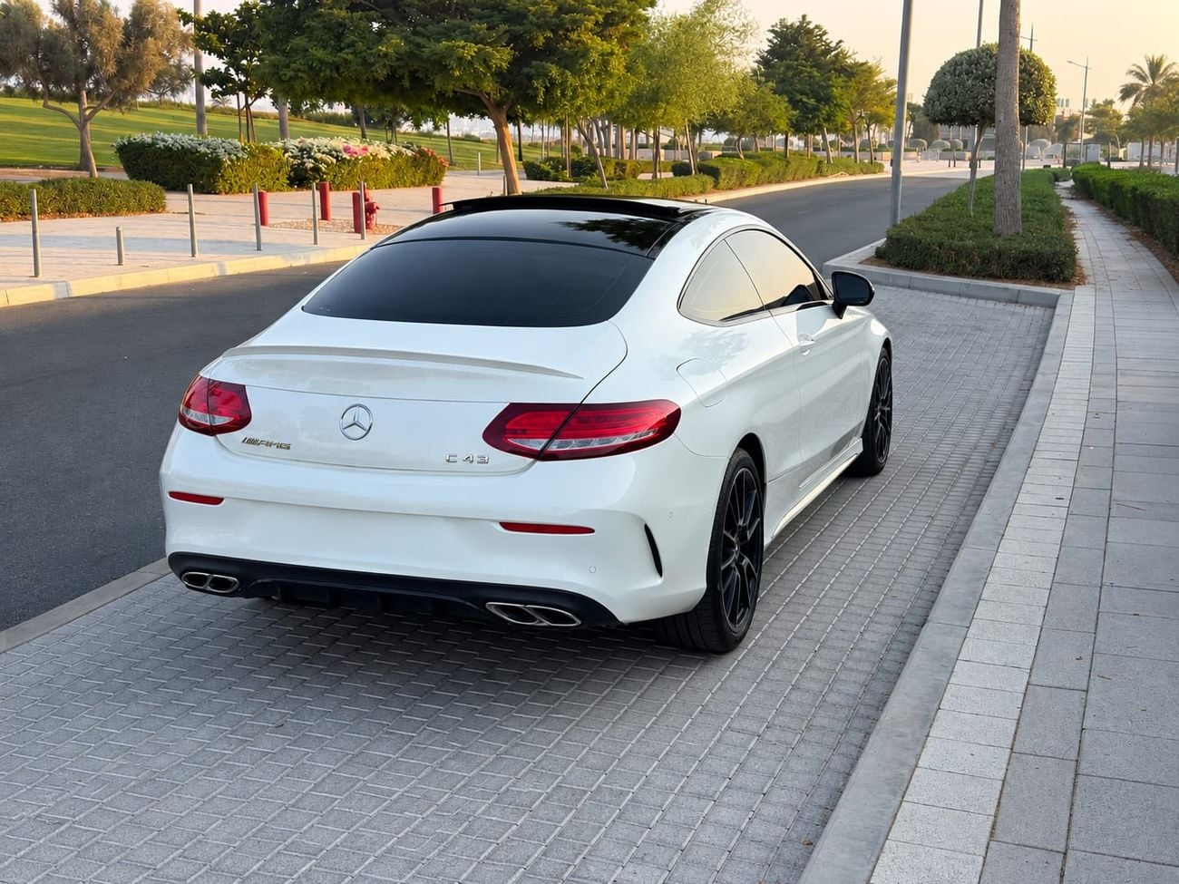 مرسيدس بنز SLC 43 AMG C43