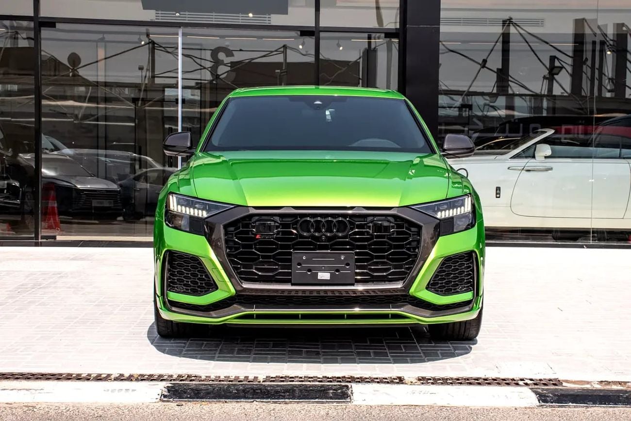 Audi RSQ8 4.0 TFSI quattro Carbon Black Edition - Japanese Specs