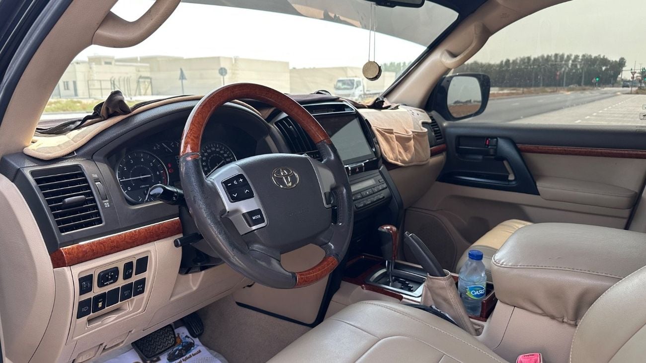 Toyota Land Cruiser GXR