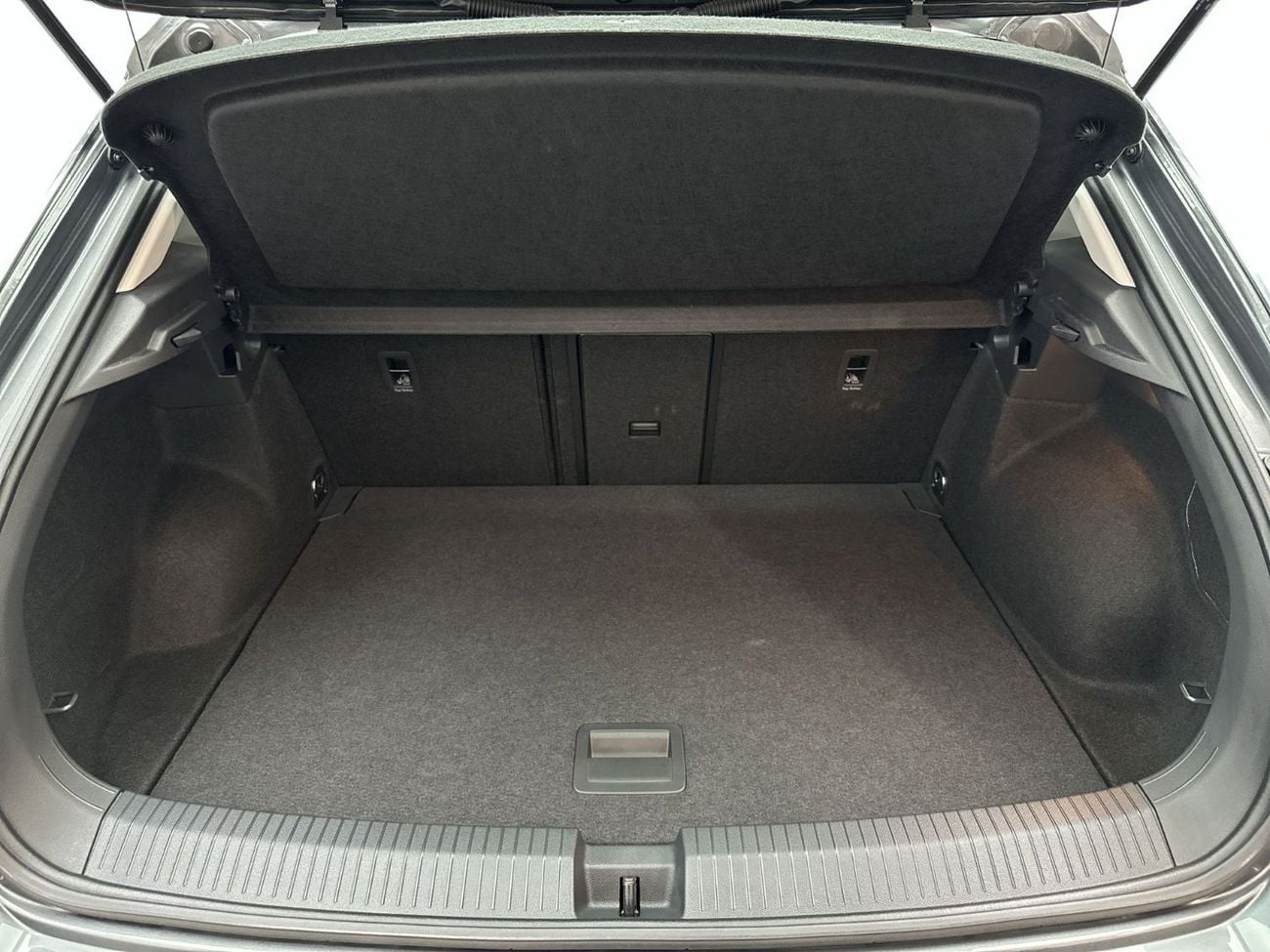 Volkswagen T-ROC LIFE T-Roc Life 1.4L | Apple CarPlay | | Premium Interior | GCC Specs | Digital Cockpit | VW Certified