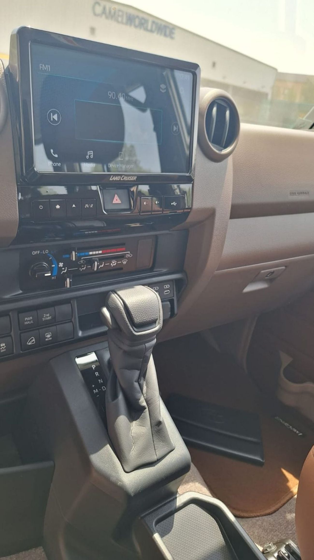 Toyota Land Cruiser 70 LC76 LX