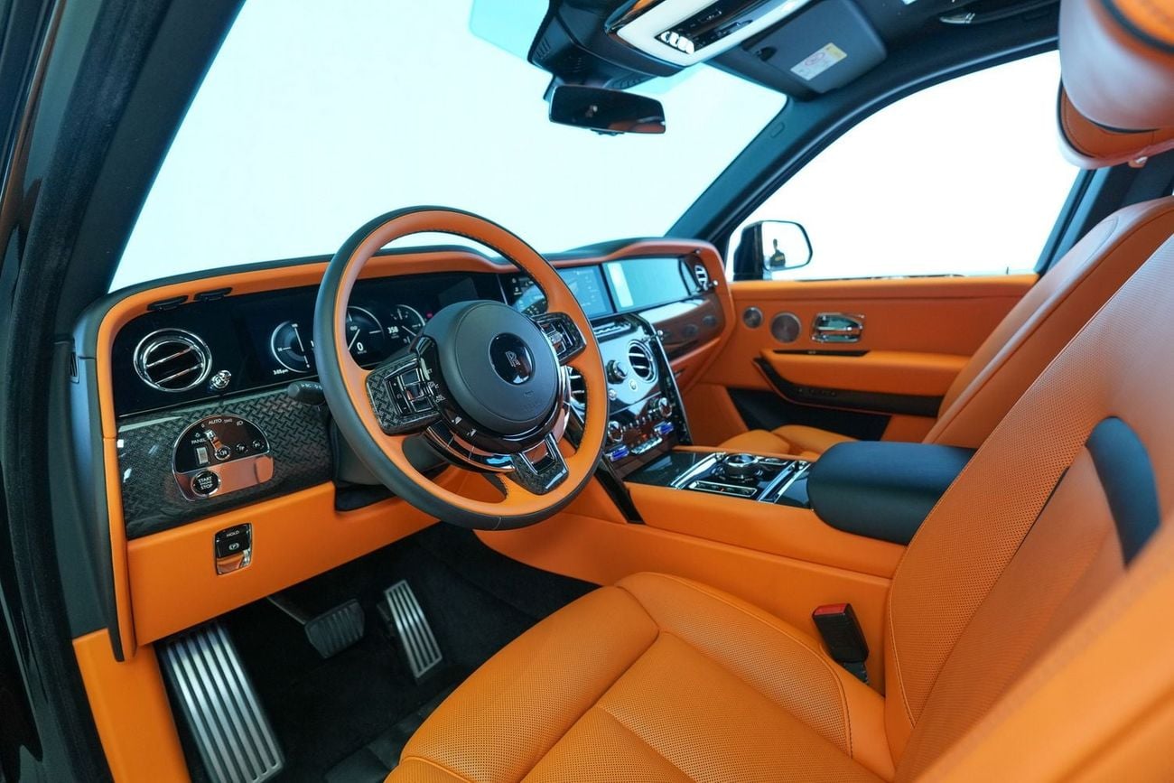 Rolls Royce Cullinan BLACK BADGE