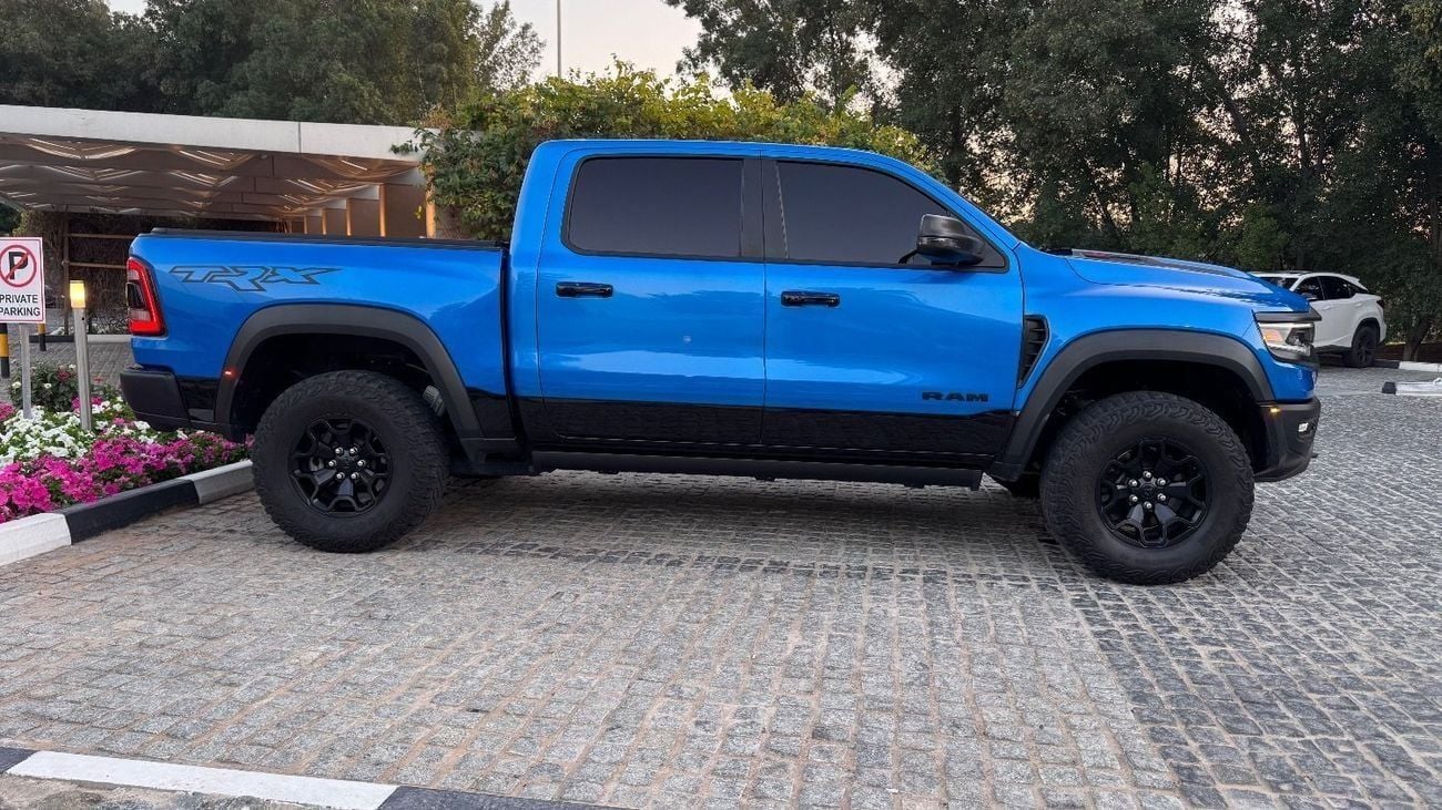 RAM 1500 TRX 6.2L