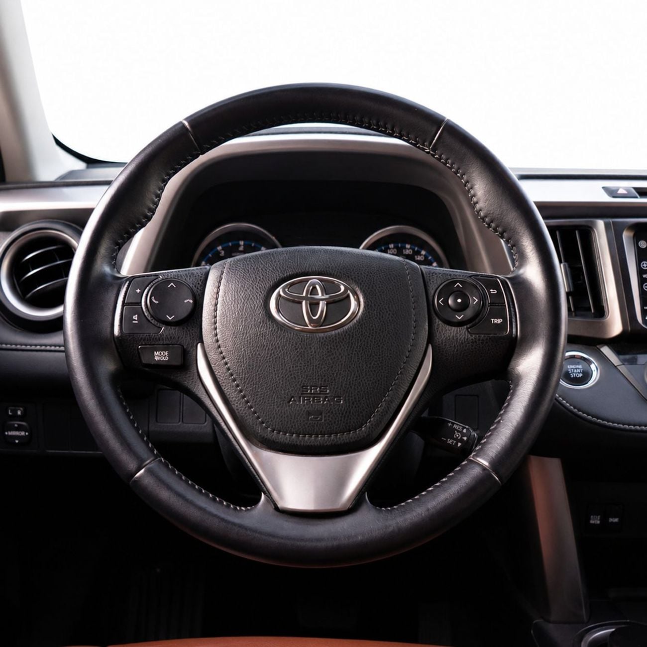 Toyota RAV4 VX AED 2,206 P.M • 0% Downpayment • Toyota Rav4 VX • 1 Year Warranty