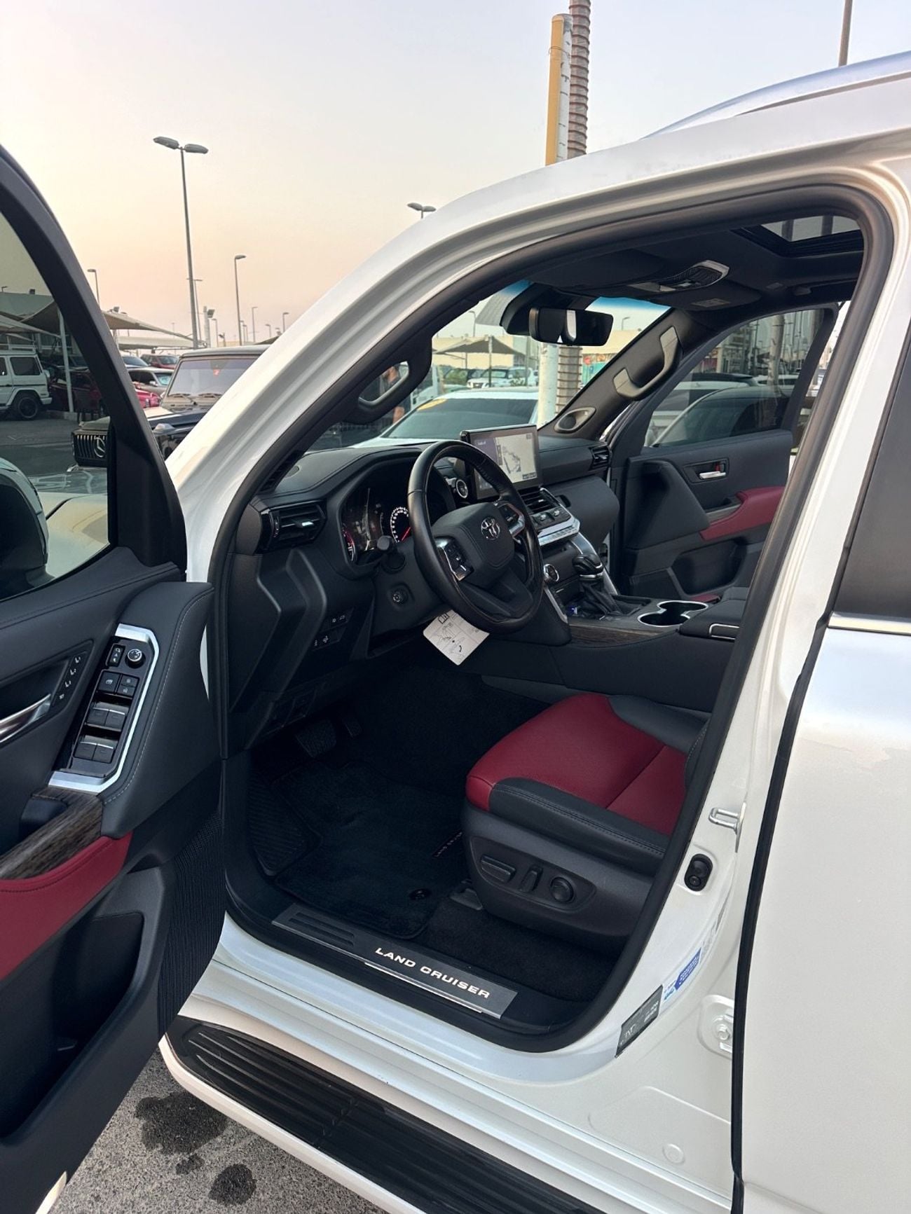 Toyota Land Cruiser VXR