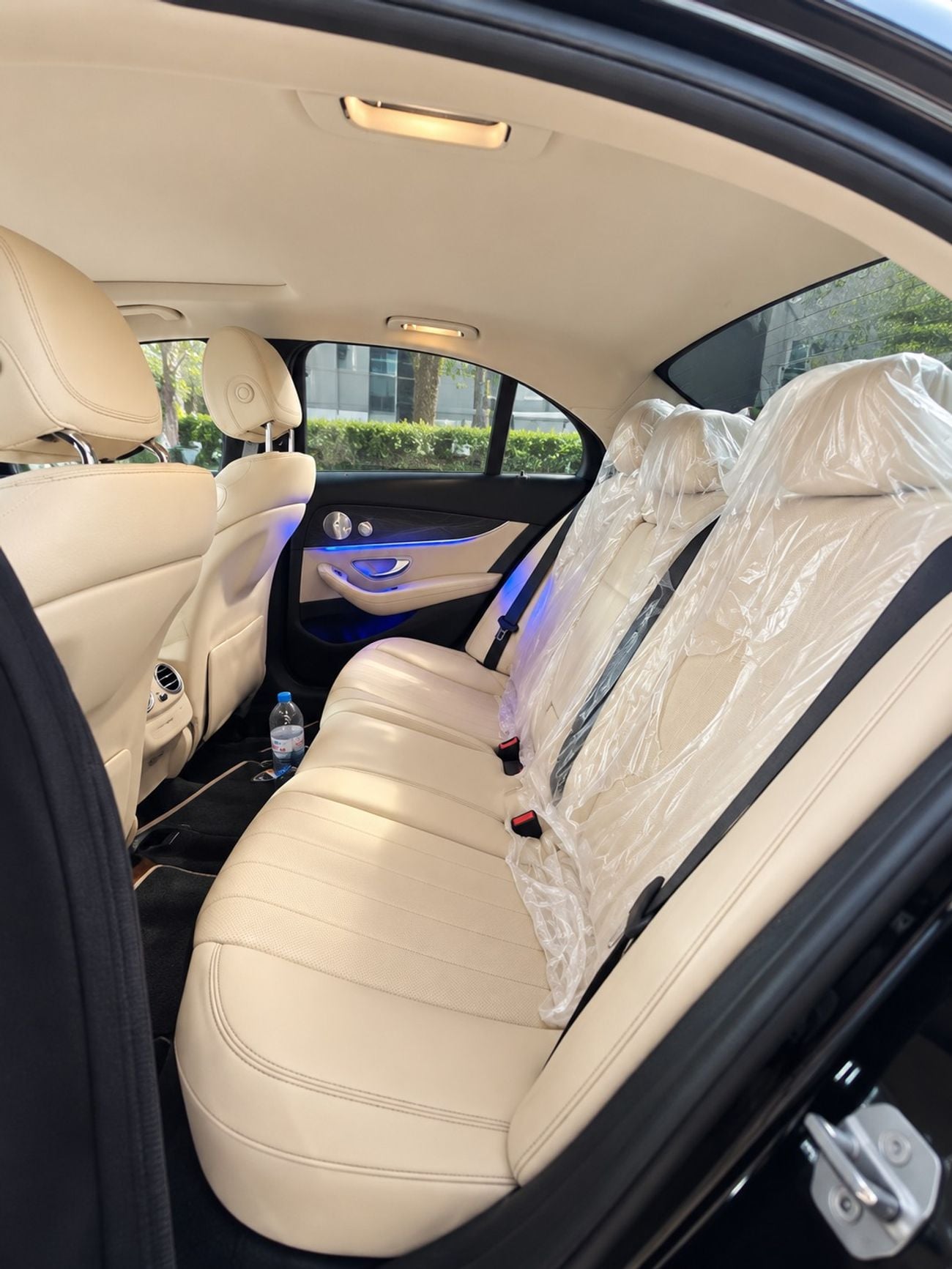 مرسيدس بنز E300
