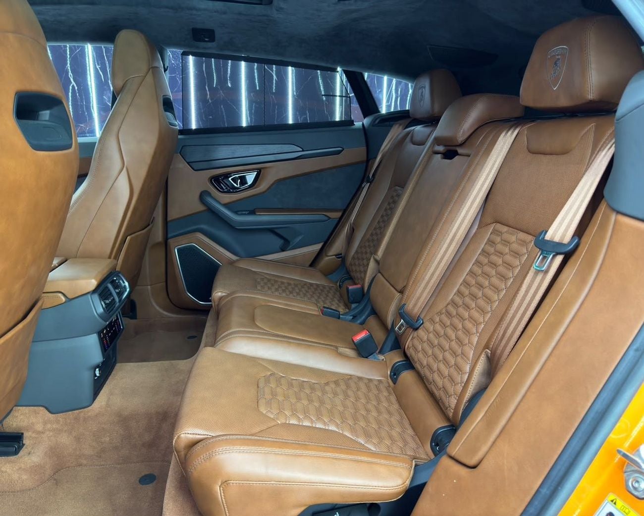 Lamborghini Urus STD