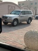 Toyota Land Cruiser VXR MID