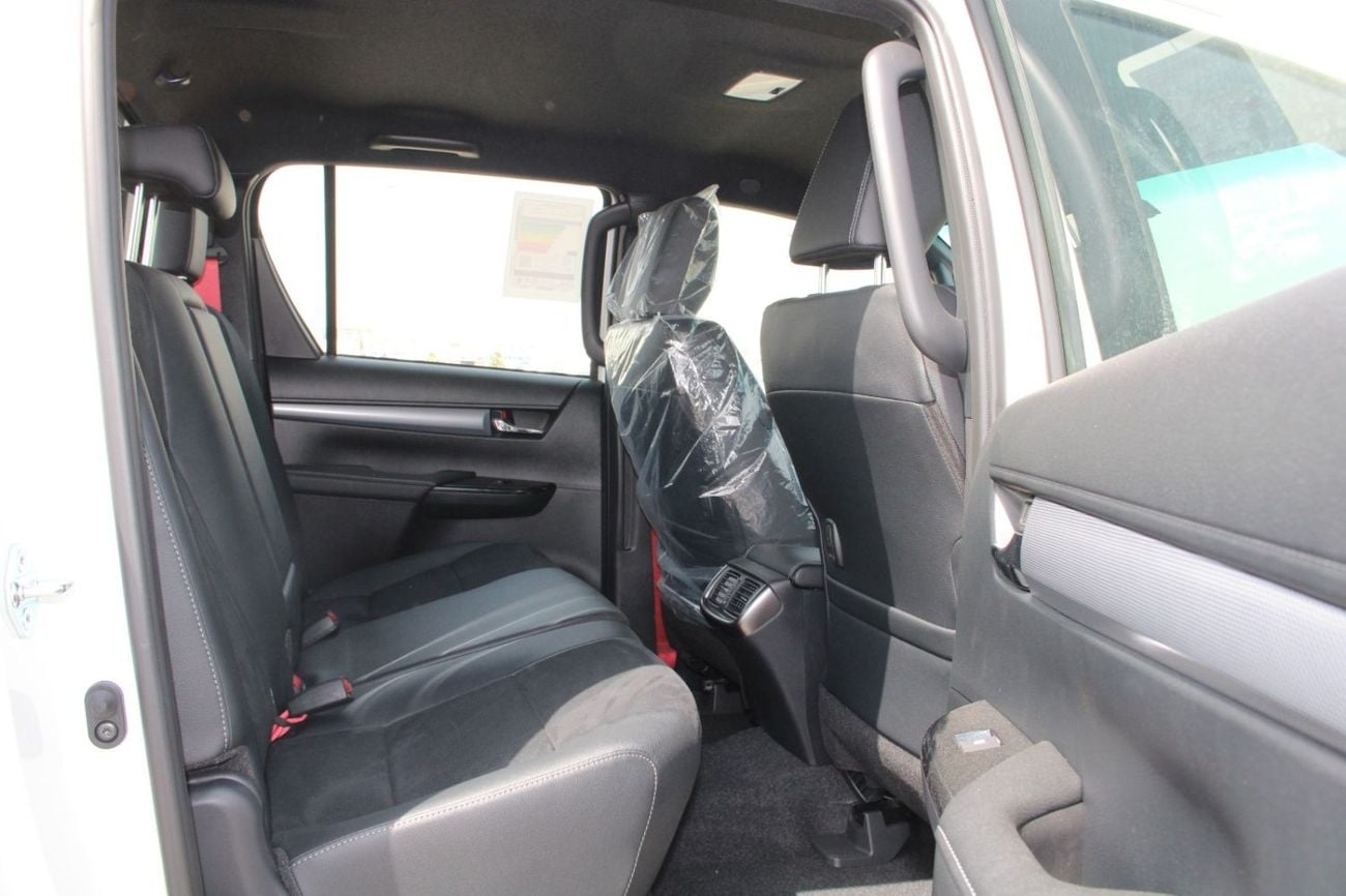 Toyota Hilux GR SPORT