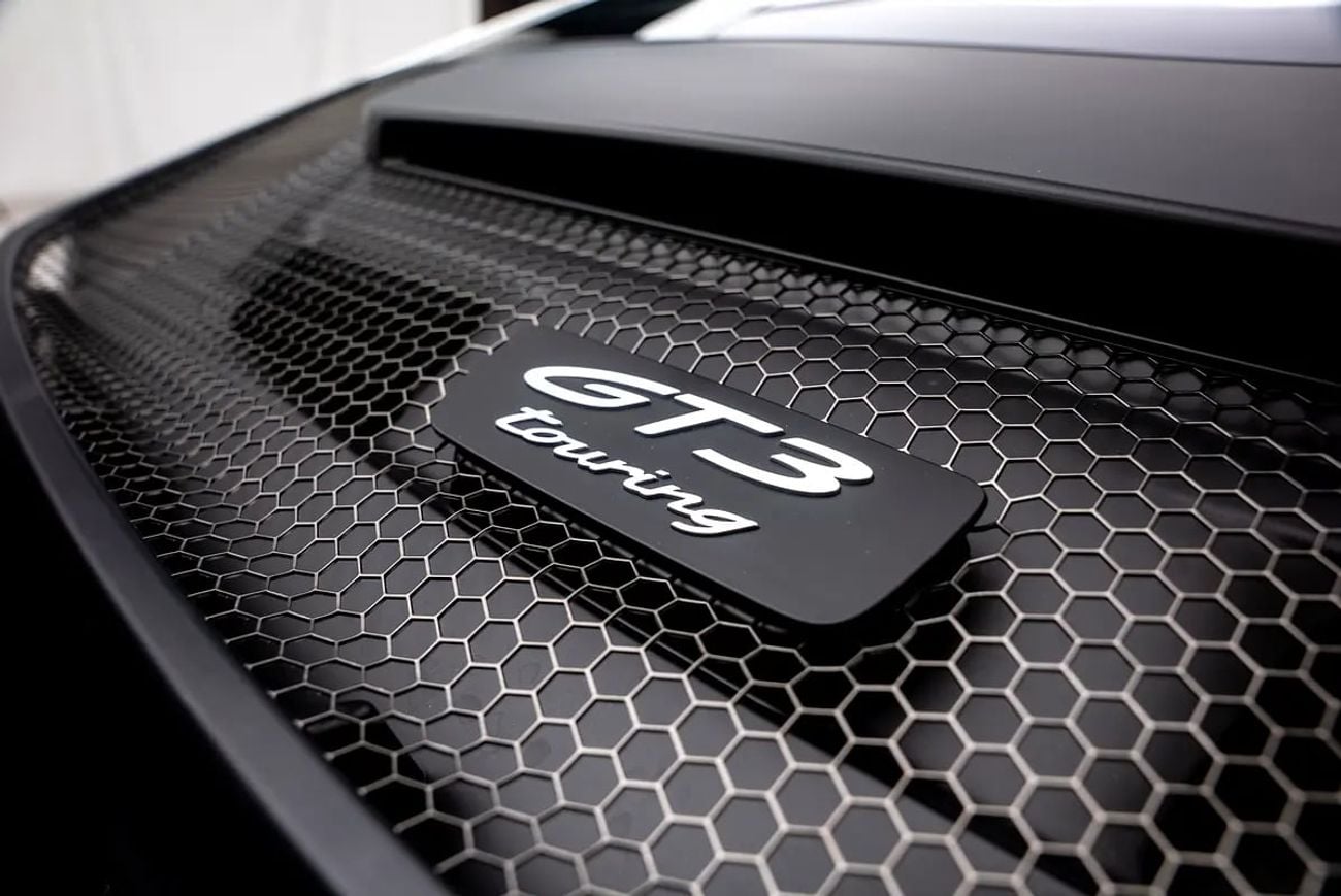 بورش 911 GT3 TOURING | MAIN DEALER WARRANTY | HIGH SPEC
