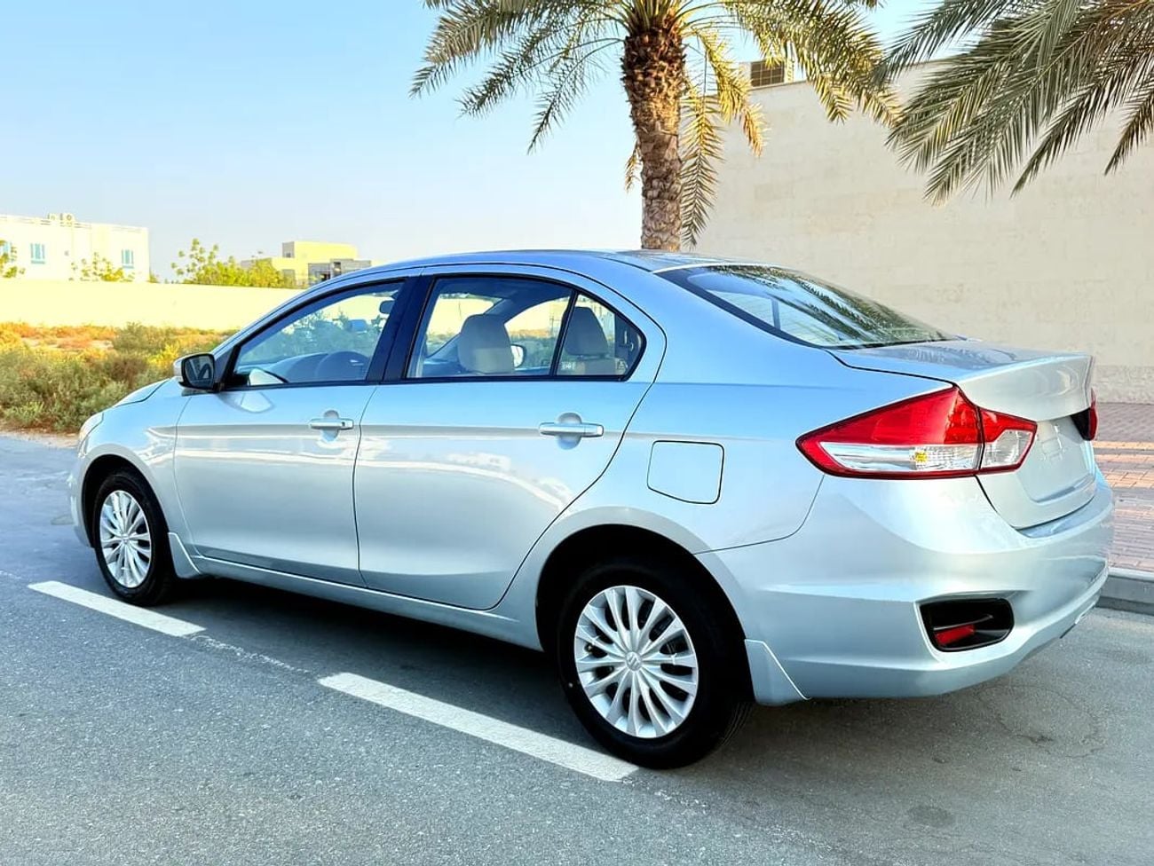 Suzuki Ciaz GLX Year 1.5L GCC Specs - Excellent condition