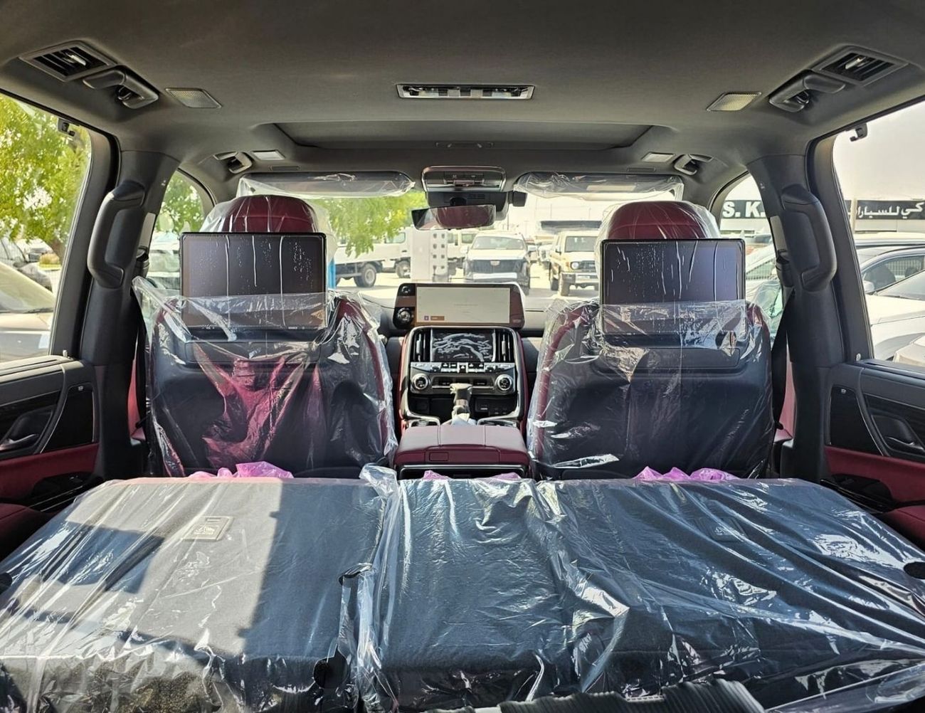Lexus LX600 URBAN LEXUS LX600 URBAN MARK LEVINSON || 3.5L PETROL V6 A/T 4WD | RADAR , HUD | FULL OPTION (CODE # LX6U)