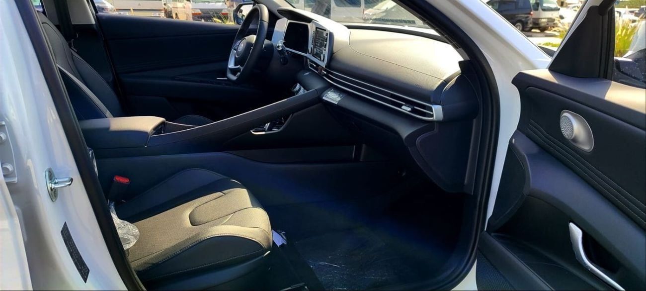 Hyundai Elantra SMART 1.5L Full Option 2025 Model Brand New
