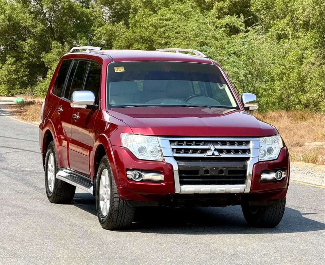 Mitsubishi Pajero GLS GCC Specs