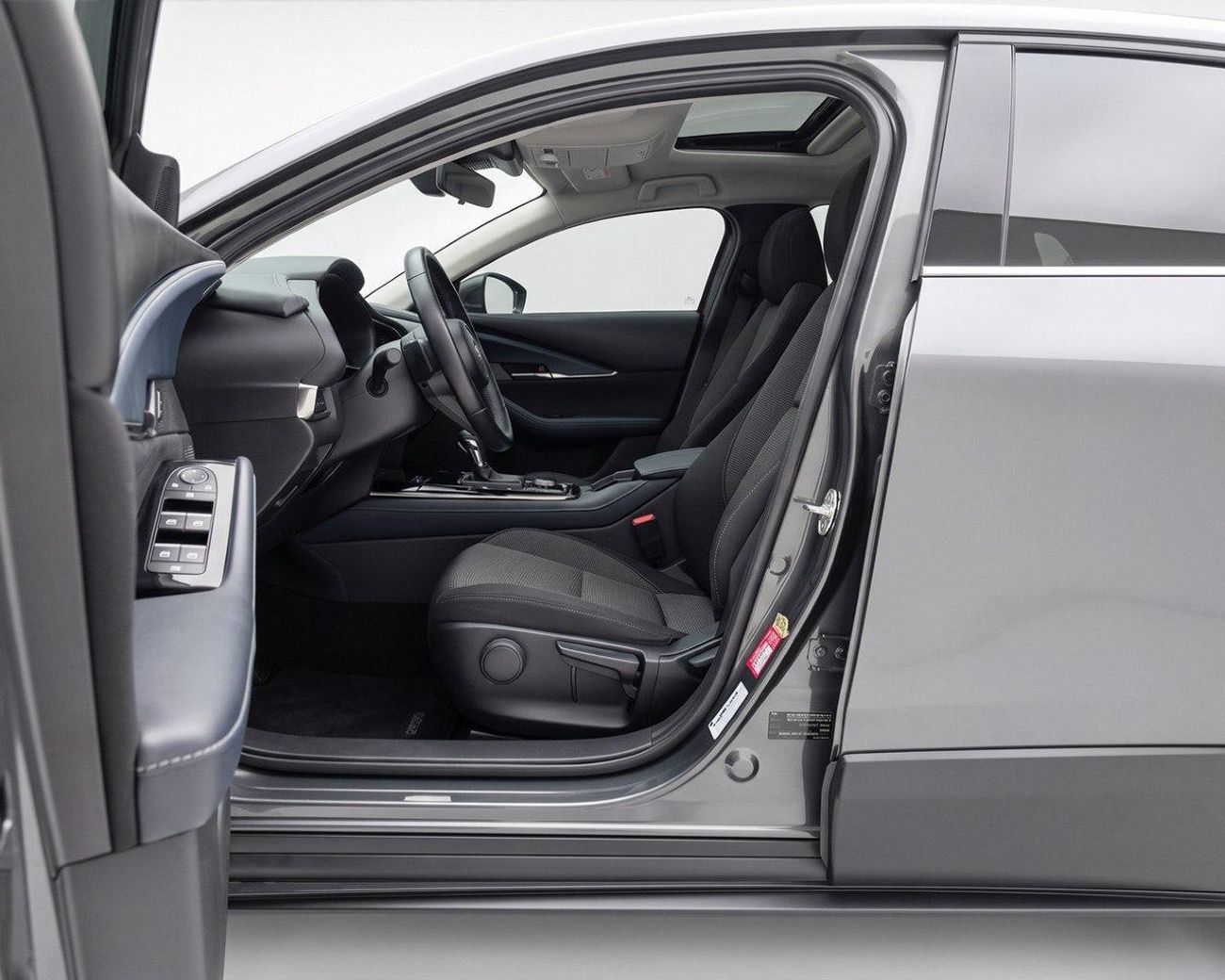 Mazda CX-30 URBANE l GCC Specs | 2 Keys | AED 1,527 / Monthly