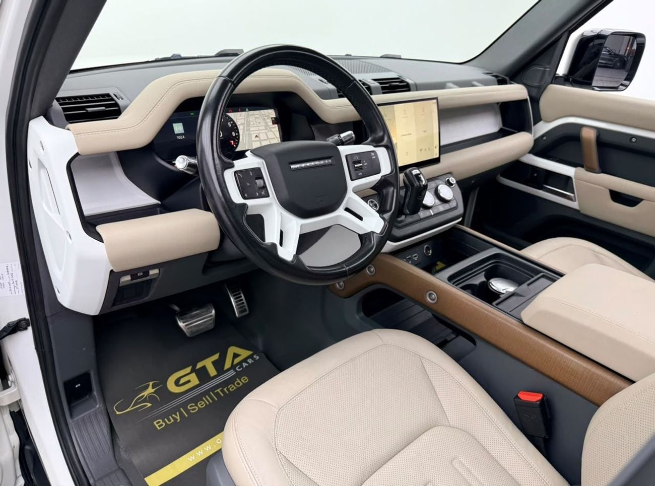Land Rover Defender 110 SE P300 2022 Land Rover Defender 110 SE P300, Warranty, Full Service History, Excellent Condition, GCC