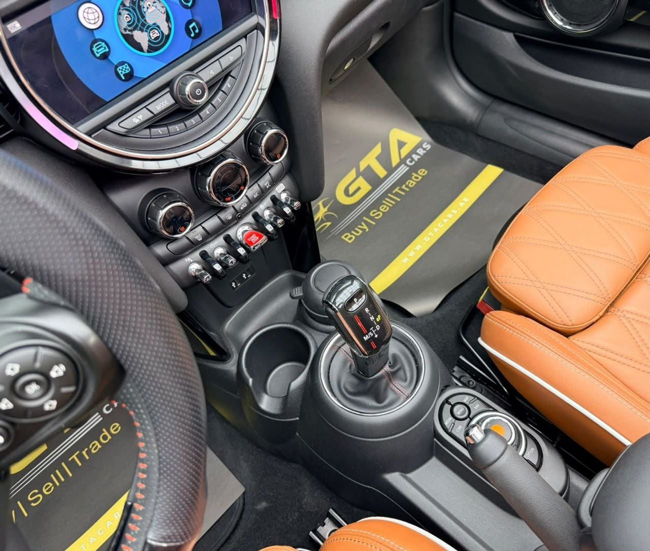 Mini Cooper S CABRIO 2020 MINI Cooper S Cabriolet, Warranty, 2030 MINI Service Pack, Full MINI Service History, GCC