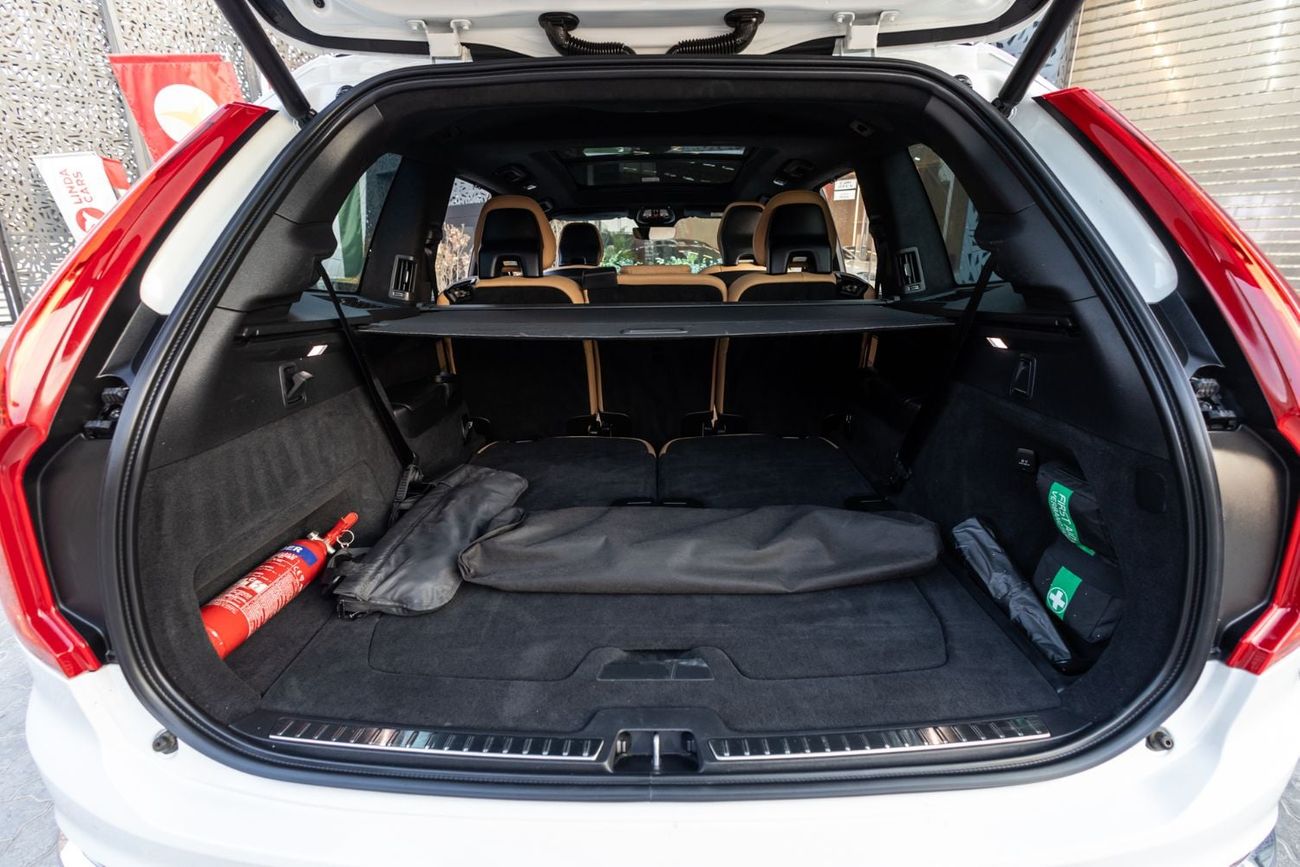فولفو XC 90 ULTIMATE BRIGHT فولفو XC90 B6 ألتيميت برايت 2024 خليجية | ضمان الوكالة | عقد صيانة