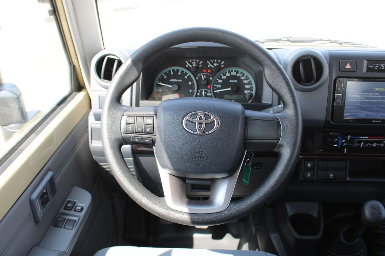 Toyota Land Cruiser 70 LC 78 HARDTOP 4.0L MT