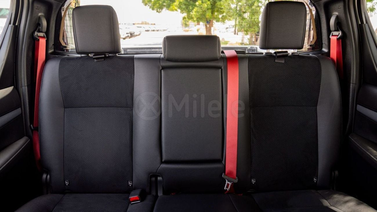 Toyota Hilux GR SPORT