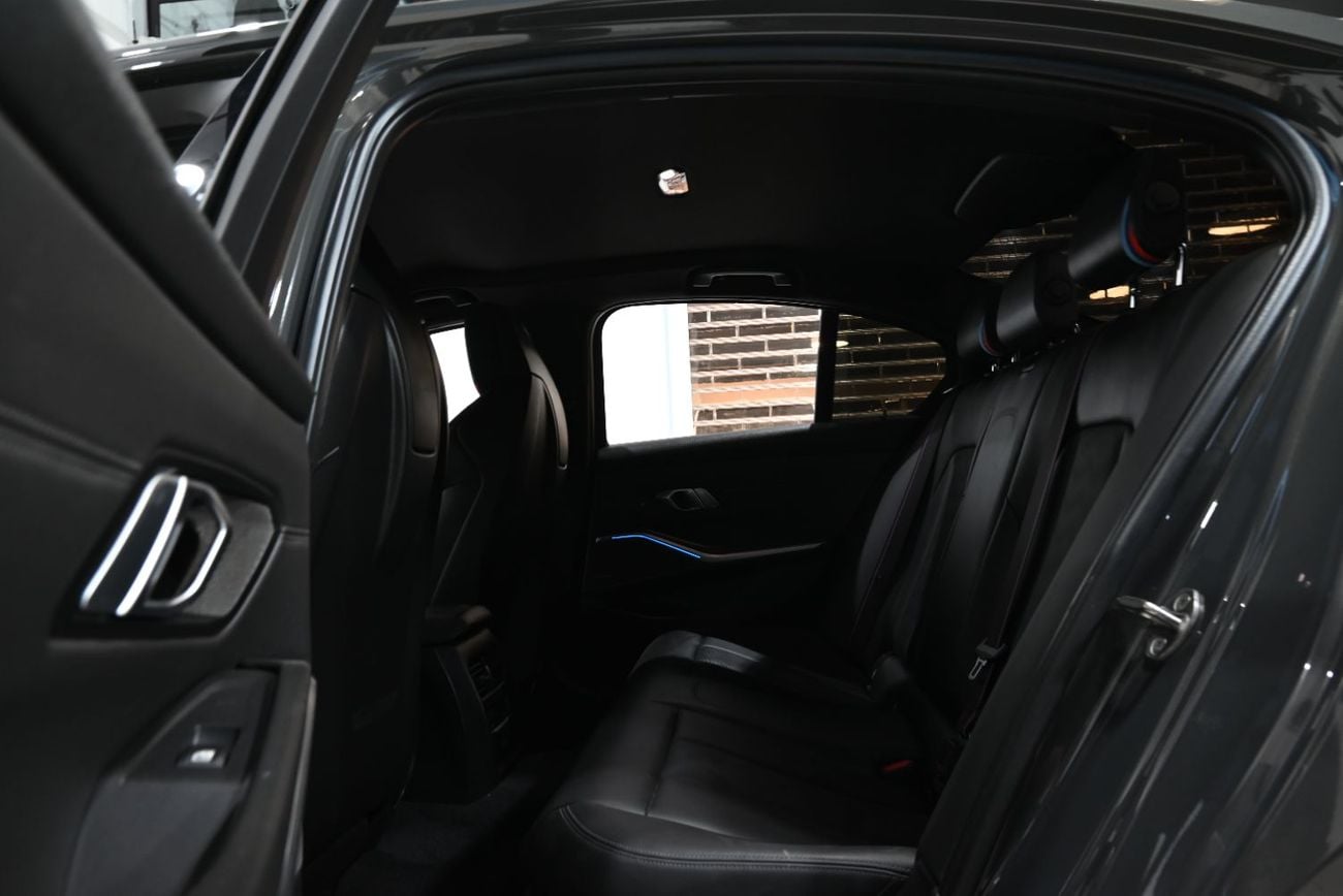 بي أم دبليو M3 كومبيتيشن سيارة BMW M3 كومبيتشن موديل 2021، سجل صيانة كامل، ضمان لمدة عام، عداد كيلومترات منخفض