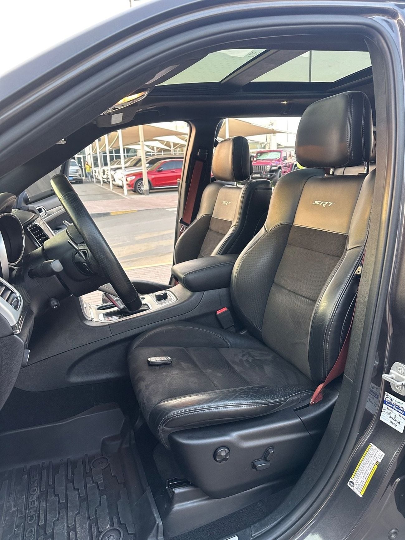 Jeep Grand Cherokee SRT