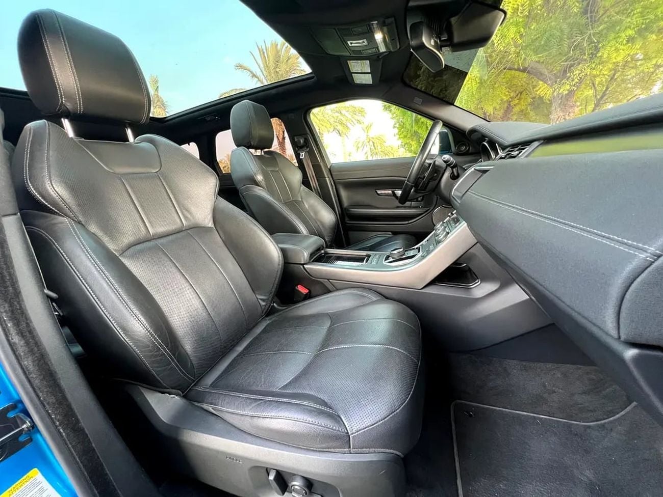 Land Rover Range Rover Evoque Dynamic SE - Canadian Specs