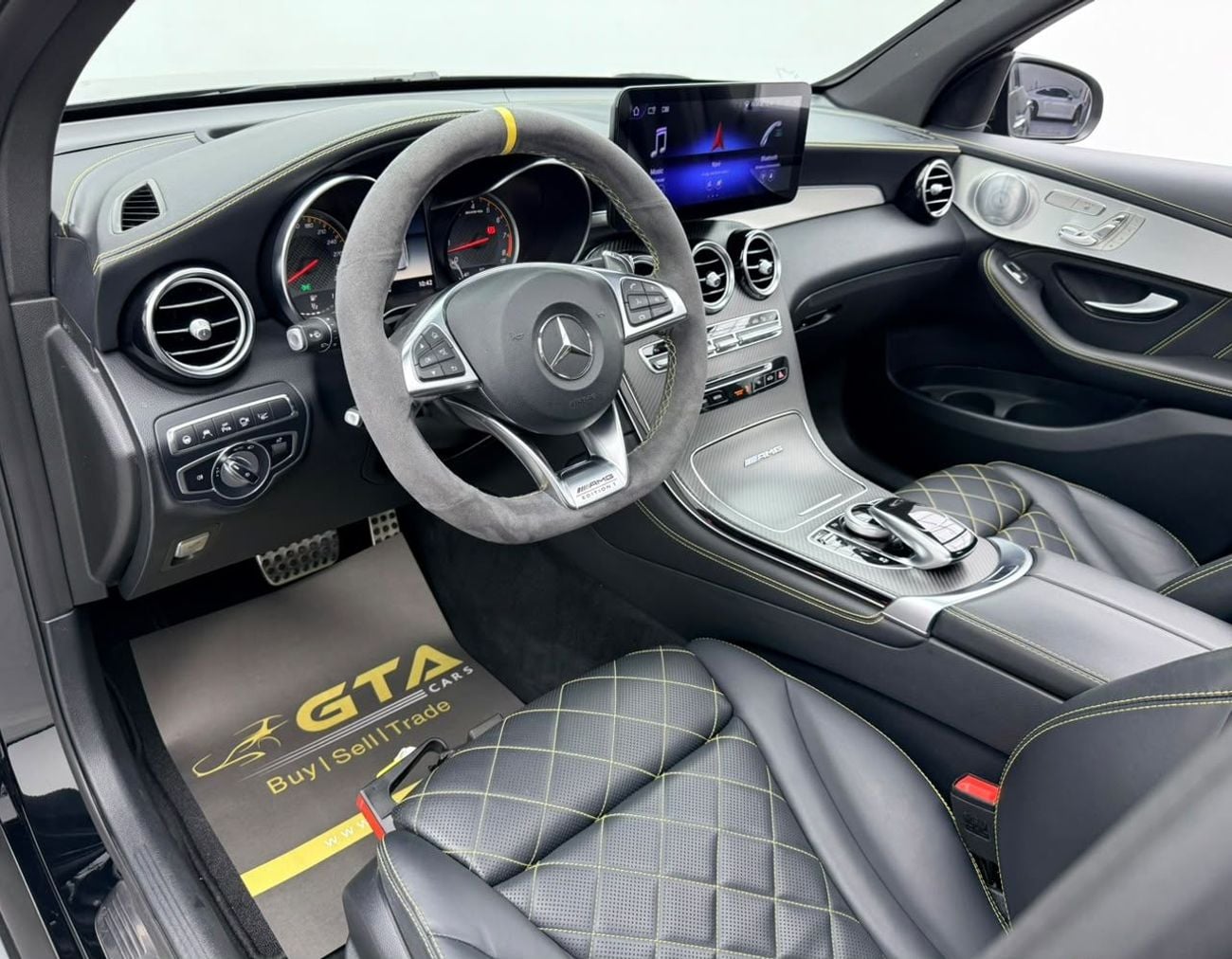 Mercedes Benz GLC 63 AMG S 2019 Mercedes Benz GLC63 S AMG Edition 1, Warranty, Full Service History, Excellent Condition, GCC