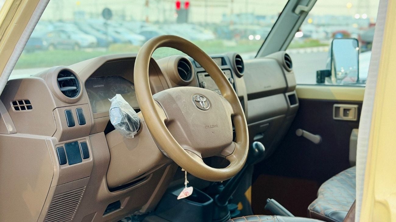 Toyota Land Cruiser Pick Up