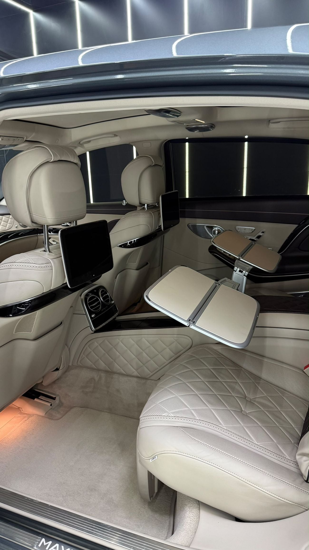 مرسيدس مايباخ S650 مايباخ Mercedes-Maybach S 650 | Fully Loaded | One Owner | Gargash Service History