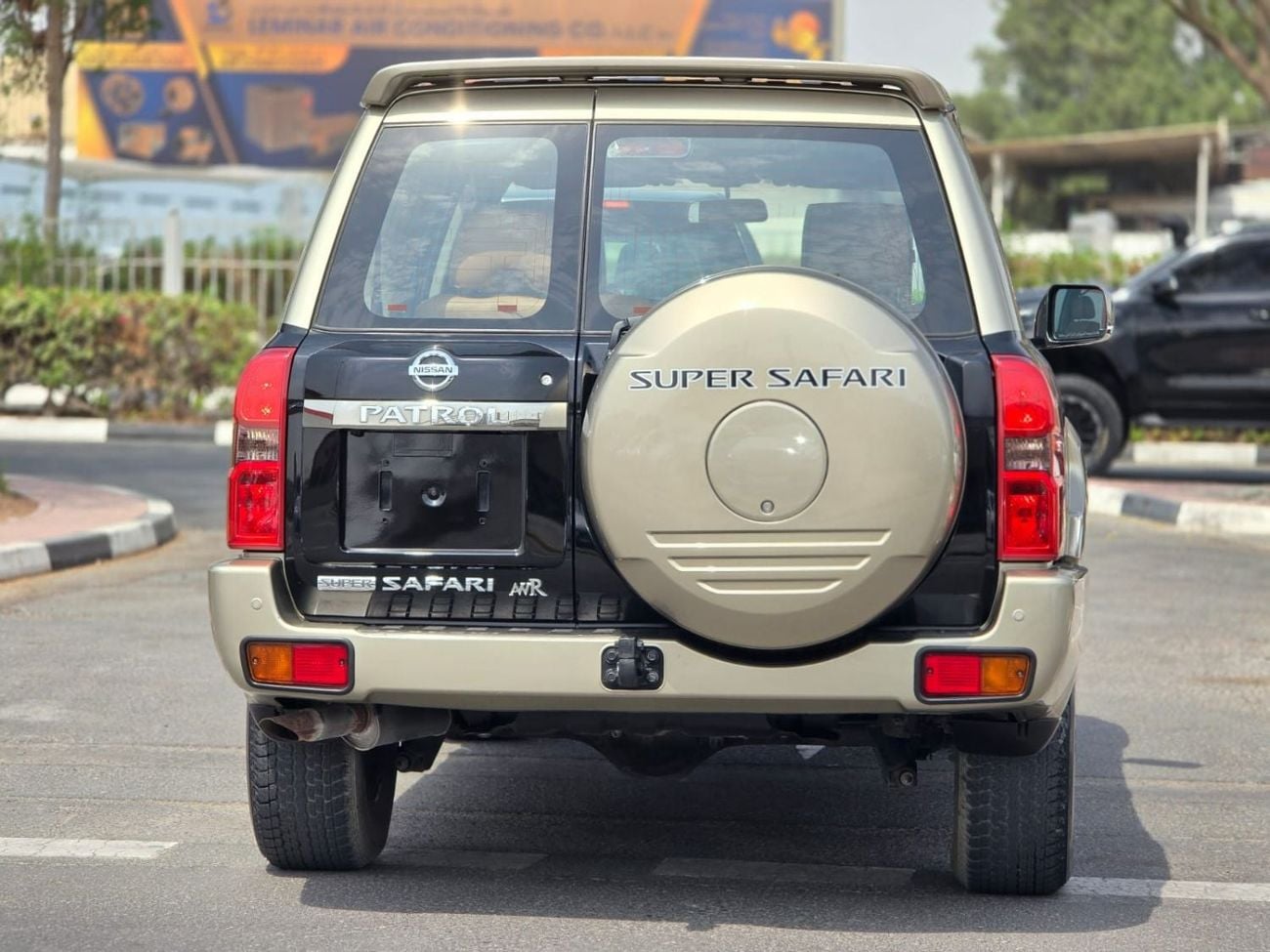 نيسان باترول SUPER SAFARI نيسان سوبر سفاري موديل 2022، عداد كيلومترات منخفض، مواصفات خليجية، تحت الضمان