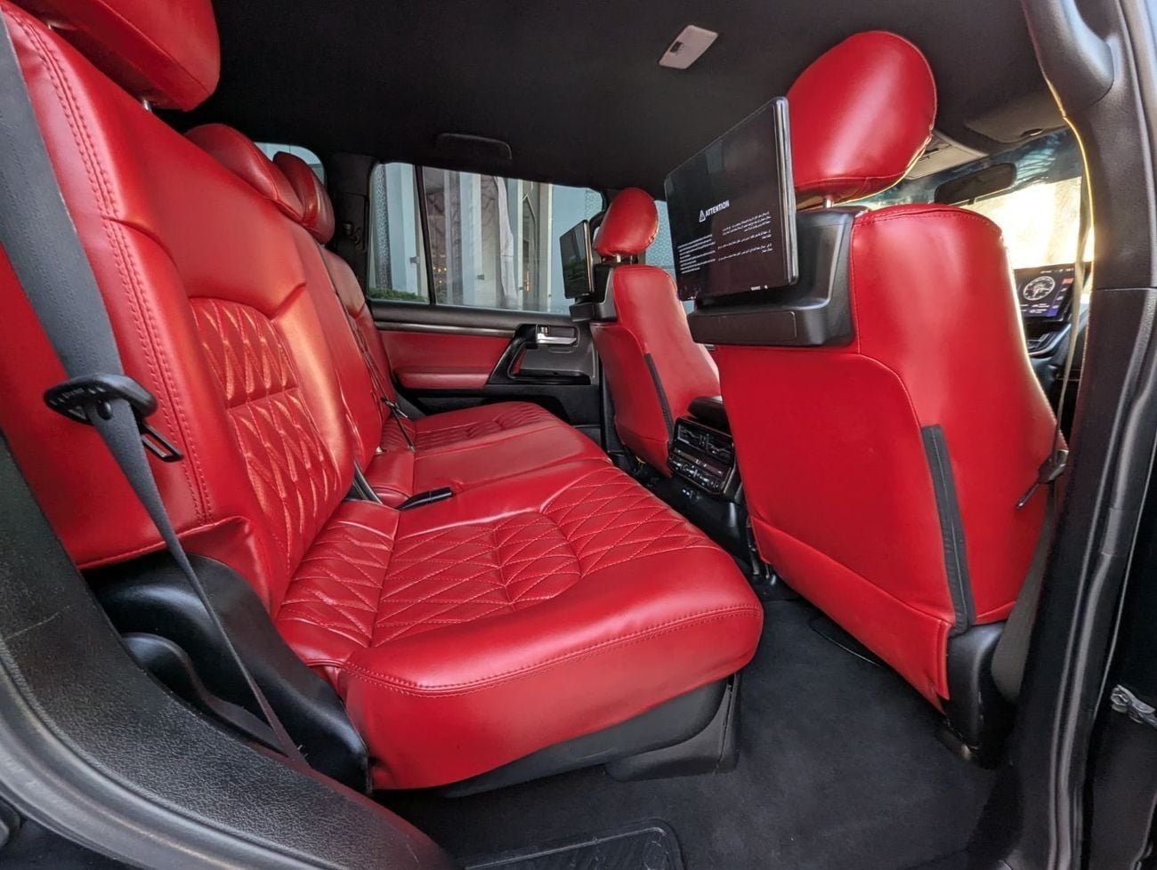 تويوتا لاند كروزر GXR Toyota landcruise 2015Model Facelifte 2025 4.0L v6 petrol Engine Colour Black push start Transmi