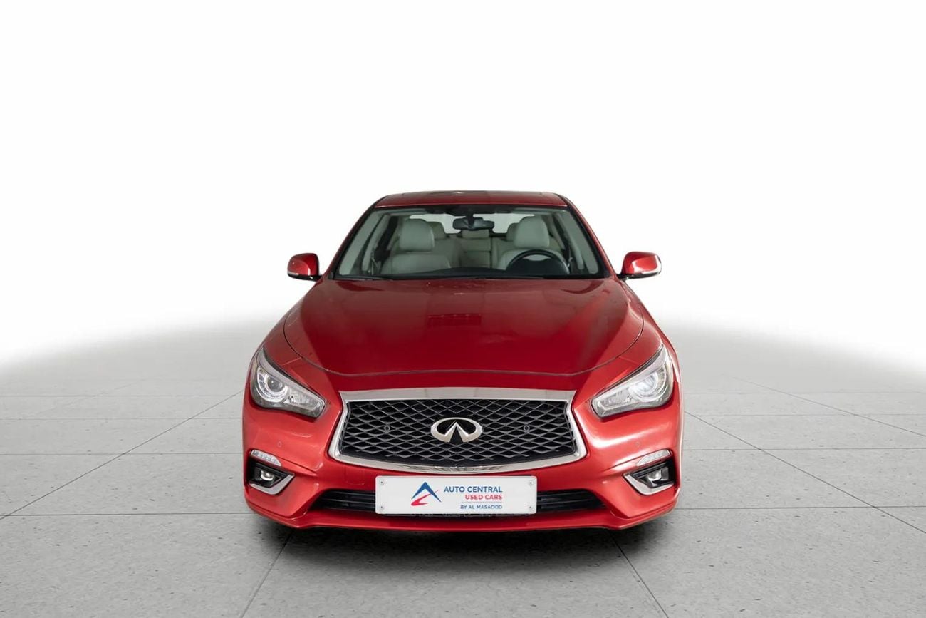 Infiniti Q50 LUXE 3.0