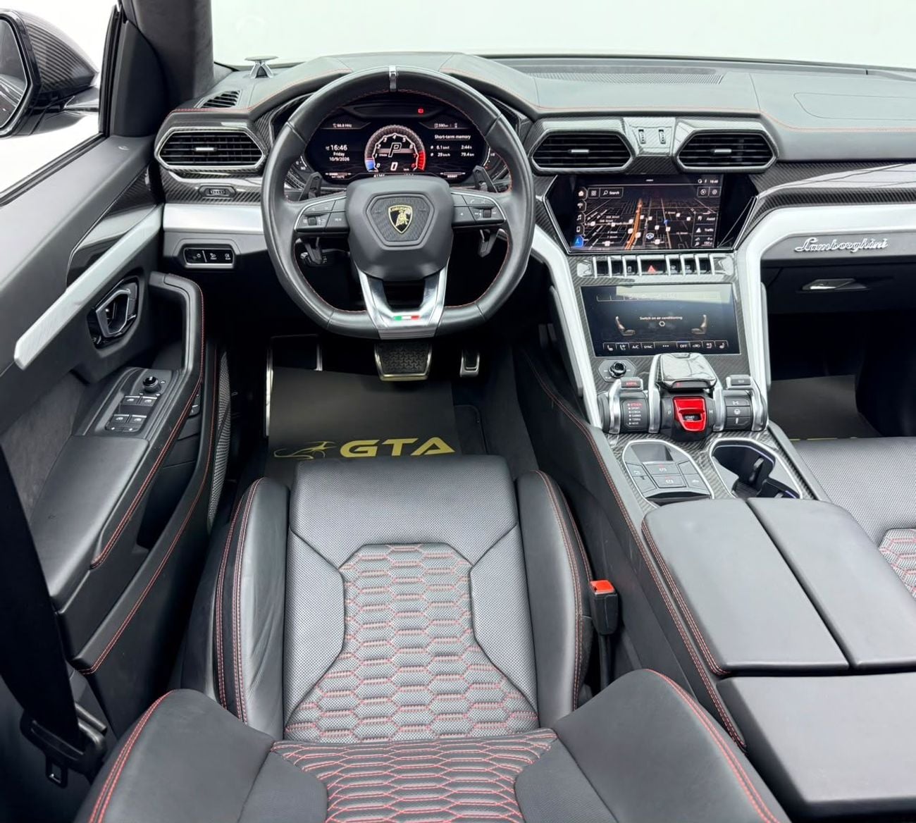 Lamborghini Urus STANDARD 2020 Lamborghini Urus, Warranty, Full Lamborghini Service History, Japanese Specs.