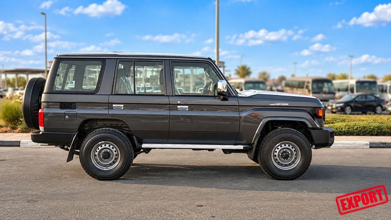تويوتا لاند كروزر 70 LC76 LX Toyota Land Cruiser 76 LX 4.0MT