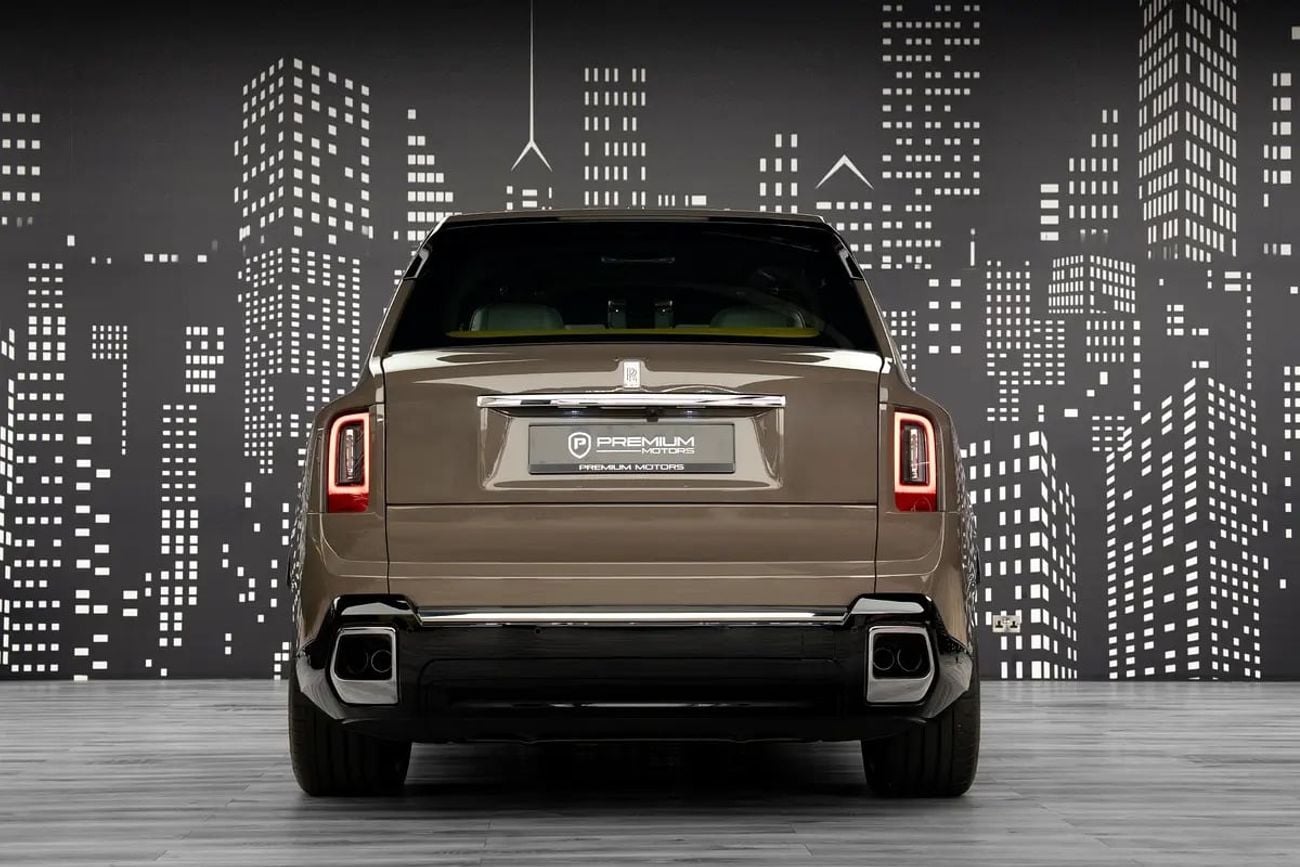 Rolls Royce Cullinan SILVER BADGE