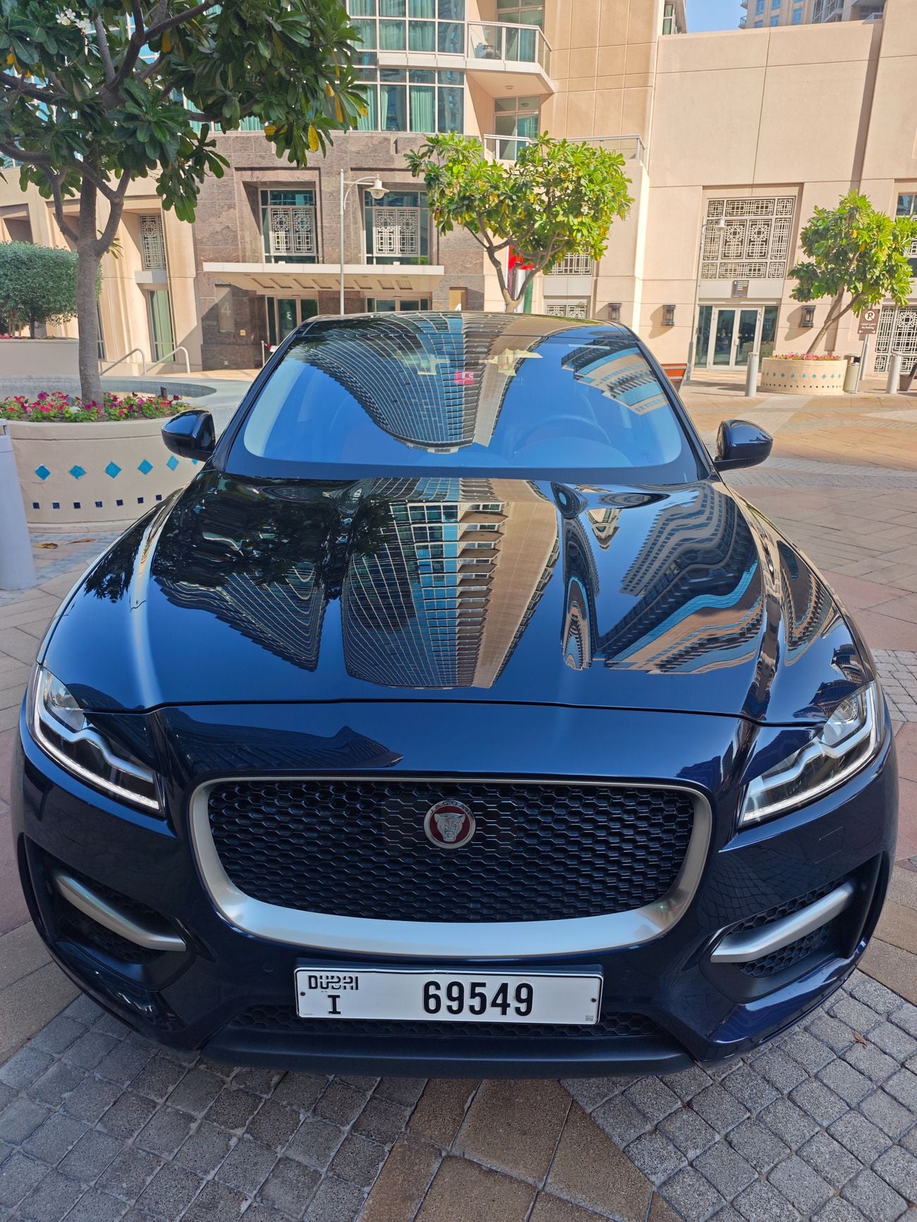جاكوار F بيس آر سبورت R-SPORT