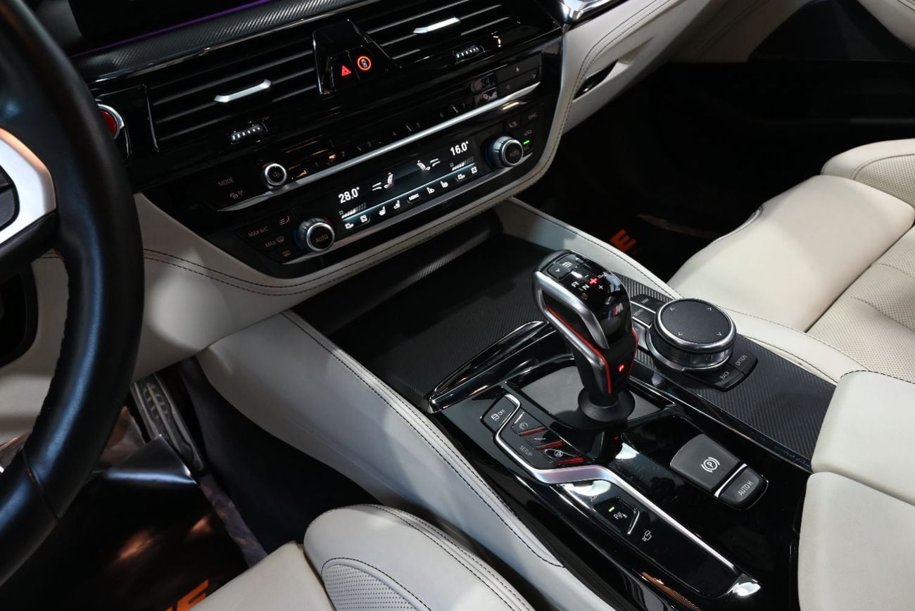 BMW M5 STANDARD 2018 BMW M5, Service History, 1 Year Warranty, Excellent Condition, Clean Title